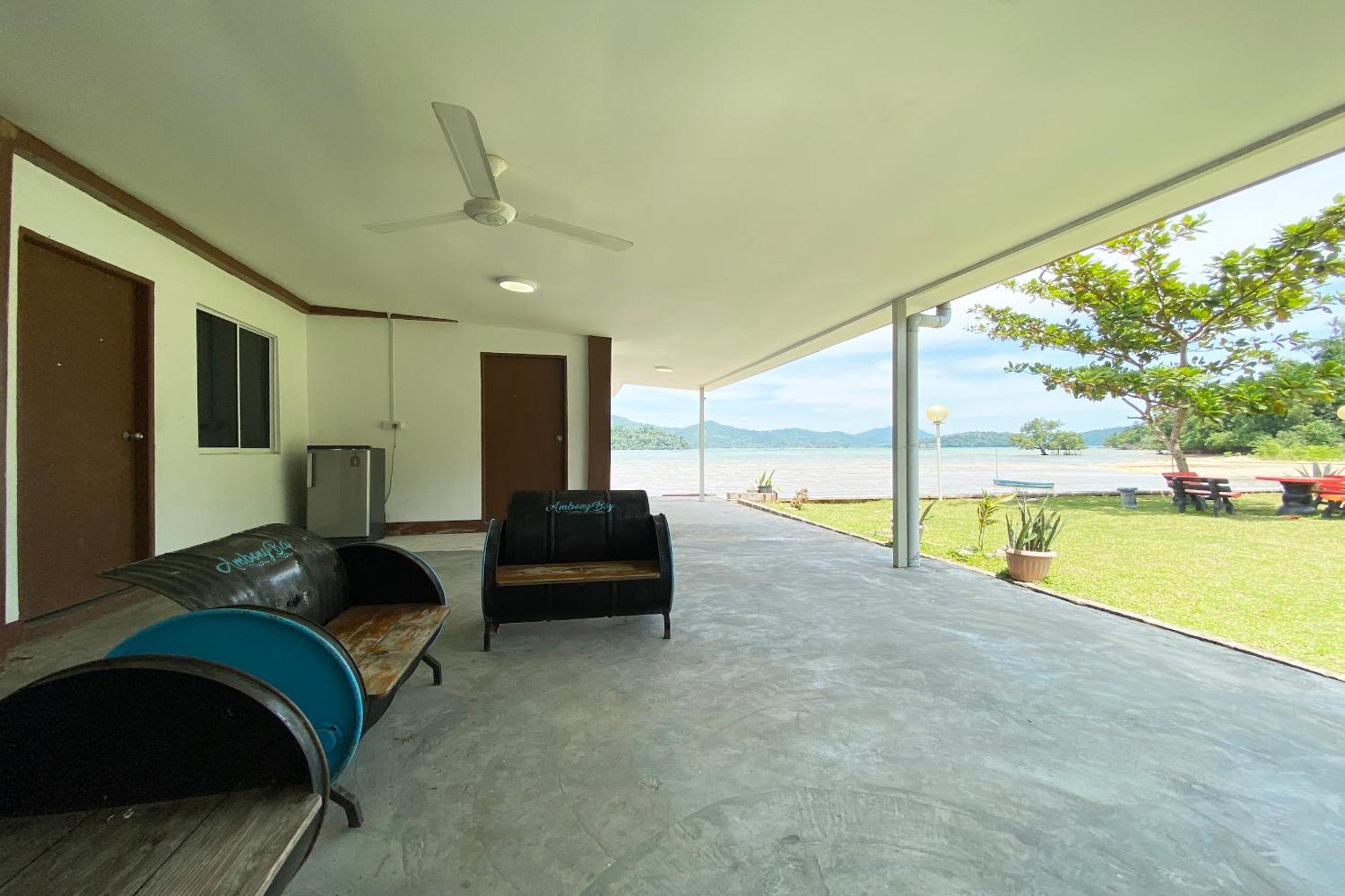 ホテル Oyo 90317 Ambong Bay Resthouse コタキナバル エクステリア 写真